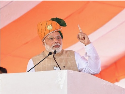 Rajasthan Assembly election 2018 : PM Modi targets congress for playing cast politics, told Rahul Gandhi and Sonia Gandhi are naamdaar | राजस्थान चुनावः PM ने कहा- कांग्रेस के रग-रग में भरा है जातिवाद, मोदी तो कामदार है जिसके पीछे सवा सौ करोड़ देशवासी