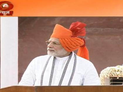 This time too, Prime Minister narendra Modi, seen wearing saffron and cream colored safa | इस बार भी साफे में नजर आए प्रधानमंत्री मोदी, पहना केसरिया और क्रीम रंग का साफा