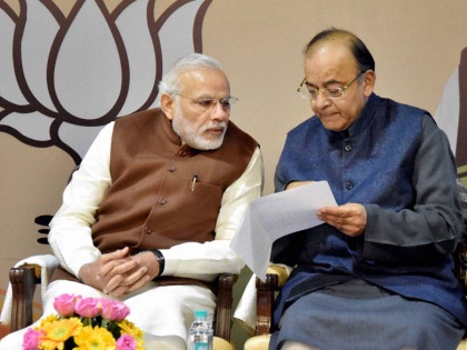 PM Modi meets Arun Jaitley when he writes I should not be given any responsibility in new govt | अरुण जेटली ने लिखा- मुझे नयी सरकार में कोई जिम्मेदारी न दी जाए, पीएम मोदी ने की उनसे मुलाकात