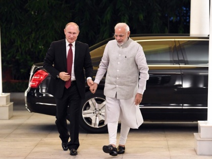 Prime Minister Modi organized dinner for President Putin | अपने आवास बुलाकर पीएम मोदी ने राष्ट्रपति पुतिन को कराया डिनर, इन मुद्दों पर हुई चर्चा