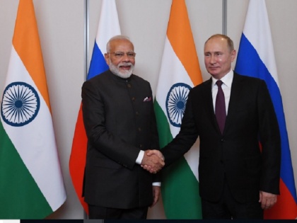 PM Modi Meets Russian President Vladimir Putin in Brazil, Discusses Bilateral Ties | ब्राजील में पीएम मोदी ने पुतिन से की मुलाकात, द्विपक्षीय संबंधों पर हुई चर्चा