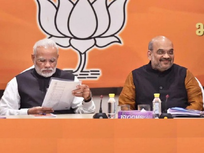 lok sabha election 2019 BJP announces 15 Lok Sabha candidates in Gujarat | भाजपा ने गुजरात में 15 लोकसभा उम्मीदवारों की घोषणा की, मौजूदा 14 सांसदों पर फिर लगाया दांव