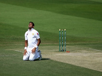 Mohammad Abbas becomes first Pakistan pacer to take Test 10-wicket haul since Mohammad Asif in 2006 | मोहम्मद अब्बास की घातक गेंदबाजी के आगे दूसरे टेस्ट में ऑस्ट्रेलिया ढेर, 10 विकेट लेते हुए रचा नया इतिहास
