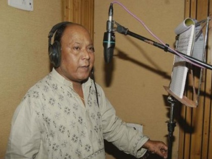 Mohammad Aziz passes away due to heart attack in Mumbai | मशहूर गायक मोहम्मद अजीज का दिल का दौरा पड़ने से 64 साल की उम्र में निधन