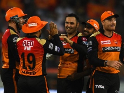 IPL 2019: Mohammad Nabi achieves this unique feat in Sunrisers Hyderabad win vs Delhi Capitals | IPL 2019: हैदराबाद की जीत में इस अफगानी स्पिनर का 'अनोखा' रिकॉर्ड, जब भी खेला मैच जीती टीम