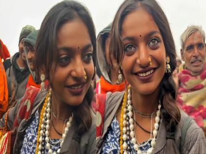 Director of debut film of Maha Kumbh's viral girl Monalisa files FIR, know what is the matter | महाकुंभ की वायरल गर्ल मोनालिसा की डेब्यू फिल्म के निर्देशक ने दर्ज कराई FIR, जानिए क्या है मामला