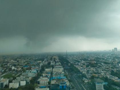 Cyclone Montha also wreaked havoc on the Bihar assembly elections, forcing the cancellation of flights carrying political leaders due to strong winds and bad weather | चक्रवाती तूफान मोंथा ने बिहार विधानसभा चुनाव पर भी बरपाया कहर, तेज हवाओं और खराब मौसम के कारण करनी पड़ीं नेताओं की उड़ानें रद्द