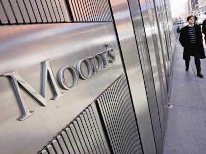 Moody's puts India's growth forecast at 7.6 percent | मूडीज ने भारत का वृद्धि अनुमान यथावत 7.6 फीसदी पर रखा