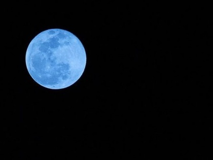 lunar eclipse 2018 31 january night visible blue supermoon | चंद्रग्रहण 2018: 31 जनवरी को 'ब्लू सुपरमून' के चलते रात होगी चमकीली, इतने साल बाद बन रहा संयोग