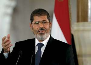 Egypt's ousted president Mohammed Morsi dies in court at 67 | मिस्र के पूर्व राष्ट्रपति मुर्सी का अदालत में सुनवाई के दौरान निधन