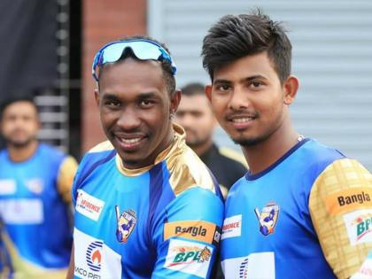 Bangladeshi cricketer Mosaddek Hossain's wife accuses him of torture over dowry | इस क्रिकेटर ने 16 की उम्र में रिश्ते की बहन से की थी शादी, अब लगा दहेज उत्पीड़न का आरोप