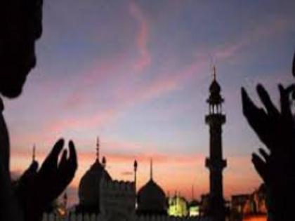 Punjab Moga Bhoolar Village with 7 gurdwaras and 2 temples now building mosque for muslim family | अद्भुत! पंजाब के इस गांव में पहले से थे 7 गुरुद्वारा और दो मंदिर, अब 4 मुस्लिम परिवारों के लिए शुरू हुआ मस्जिद का निर्माण