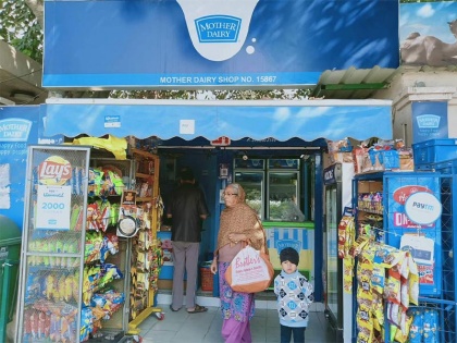Milk price: Mother Dairy's milk will be costlier by Rs 2 in Delhi-NCR from Sunday | Milk price: अमूल के बाद मदर डेयरी ने बढ़ाए दूध के दाम, दिल्ली-एनसीआर में अब चुकाने होंगे इतने पैसे