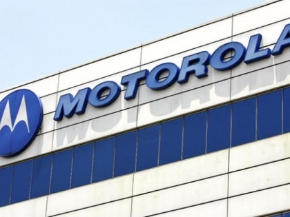 Motorola joins flipkart to enter indias smart tv market | मोटोरोला ने फ्लिपकार्ट से मिलाया हाथ, अब भारत के स्मार्ट टीवी बाजार में उतरी