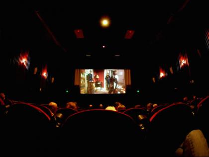 union cabinet approved amendments to the cinematograph | मोदी सरकार ने लिया बड़ा फैसला, सिनेमा हाल के अंदर ये काम करते पड़के गए तो लगेगा 10 लाख का जुर्माना