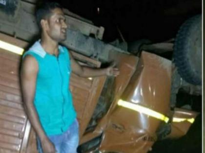 Madhya Pradesh: 20 dead, 30 injured after the truck they were travelling in fell into river Son in Sidhi | मध्यप्रदेश: बारातियों से भरा मिनी ट्रक नदी में गिरी, हादसे में 20 लोगों की मौत, 30 घायल