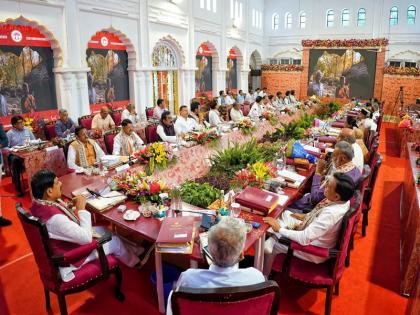 Madhya Pradesh: Before the cabinet meeting, Chief Minister Dr. Yadav addressed the ministers | Madhya Pradesh: मंत्रिपरिषद की बैठक से पहले मुख्यमंत्री डॉ. यादव ने किया मंत्रिगणों को संबोधित