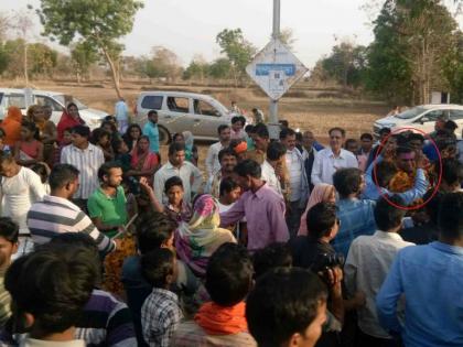 Indian soldier returns to the village after retirement | सेना से रिटायर होकर गांव लौटे भारतीय सैनिक का जबर्दस्त स्वागत