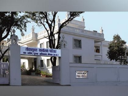 Madhya Pradesh Lokayukta police raid recovers around Rs 5 crore assets from woman engineer | मध्य प्रदेश: 30 लाख की टीवी, महंगी गाड़ियां, आलीशान बंगला...30 हजार कमाने वाली इंजीनियर के घर छापेमारी से चौंकाने वाले खुलासे