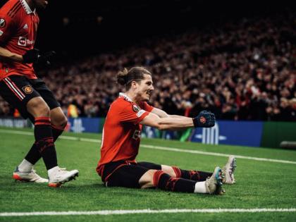 Europa League 2023 Manchester United draw 2-2 Sevilla Marcel Sebiger scored 14th and 21st minutes strong position Tyrell Malasia own goal 84th minute messed up | Europa League 2023: सेबिजर ने 14वें-21वें मिनट में गोल करके मैनचेस्टर यूनाइटेड को किया मजबूत, मलासिया ने 84वें मिनट में आत्मघाती गोल कर गणित बिगाड़ा