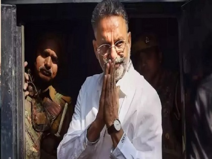 Bahubali Mukhtar Ansari admitted in ICU, after chest pain, Banda jail officials took him to the hospital, 5 days ago he was accused of poisoning the food | मुख्तार अंसारी बांदा जेल से पहुंचा आईसीयू, 5 दिन पहले लगाया था खाने में जहर देने का आरोप