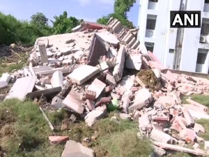 Uttar pradesh lucknow LDA demolished Mukhtar Ansari sons illigal building | UP Ki Taja Khabar: लखनऊ में मुख्तार अंसारी के खिलाफ LDA की बड़ी कार्रवाई, बेटों की दो अवैध इमारतें की ध्वस्त