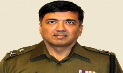 Mukul Goyal will be new Director General of Police of Uttar Pradesh will replace HC Awasthi | उत्तर प्रदेश के नए पुलिस महानिदेशक होंगे मुकुल गोयल, एचसी अवस्थी की जगह लेंगे Mukul Goyal will be new Director General of Police of Uttar Pradesh will replace HC Awasthi | उत्तर प्रदेश के नए पुलिस महानिदेशक होंगे मुकुल गोयल, एचसी अवस्थी की जगह लेंगे