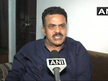 Sanjay Nirupam says It's a democracy PM isn't God in a democracy on educational qualification | पीएम मोदी को 'अनपढ़' कहने वाले बयान पर डटे कांग्रेस नेता, बोले- लोकतंत्र में प्रधानमंत्री भगवान नहीं होते Sanjay Nirupam says It's a democracy PM isn't God in a democracy on educational qualification | पीएम मोदी को 'अनपढ़' कहने वाले बयान पर डटे कांग्रेस नेता, बोले- लोकतंत्र में प्रधानमंत्री भगवान नहीं होते