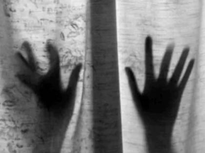 Mumbai female teacher sexually Assaulted Her student multiple times | महिला टीचर की करतूत, फाइव स्टार होटल ले जाकर छात्र से किया यौन शोषण; मुंबई के टॉप स्कूल का कारनामा