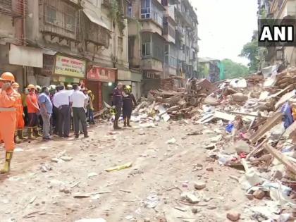 Death toll in the accident caused by the collapse of Bhanushali Building in Mumbai increased to 9 | मुंबई में भानुशाली बिल्डिंग गिरने से हुए हादसे में मरने वालों की संख्या बढ़कर हुई 9