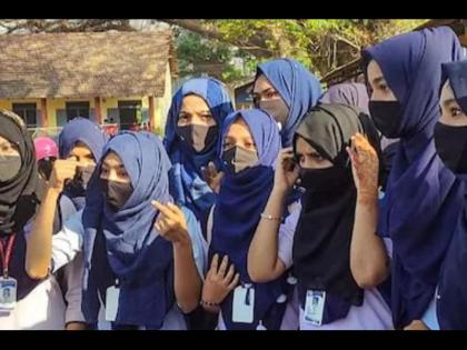 hijab-wearing-karnataka-students-allowed-in-but-separate-classrooms-no-lessons | कर्नाटक: हिजाब पहनने वाली छात्राओं को अलग कक्षा में भेजा गया, आज नहीं होगी क्लास, दो स्कूलों ने छुट्टी की