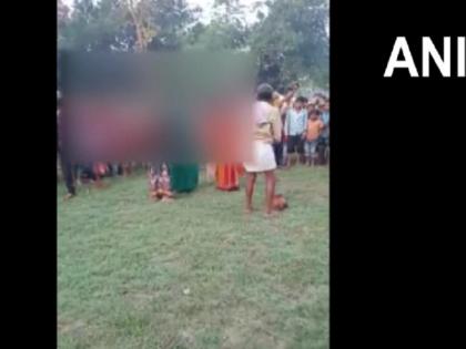 Bihar: Muzaffarpur 3 women being beaten up and being paraded half naked video goes viral | बिहार के मुजफ्फरपुर की शर्मनाक घटना, डायन का आरोप लगाकर तीन महिलाओं के बाल काटे, खिलाया मल Bihar: Muzaffarpur 3 women being beaten up and being paraded half naked video goes viral | बिहार के मुजफ्फरपुर की शर्मनाक घटना, डायन का आरोप लगाकर तीन महिलाओं के बाल काटे, खिलाया मल