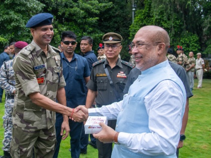 Manipur More than 200 Indians who took refuge in Myanmar returned CM Biren Singh thanked the army | मणिपुर: म्यांमार में शरण लेने पहुंचे 200 से अधिक भारतीय लौटे, सीएम बीरेन सिंह ने सेना को दिया धन्यवाद