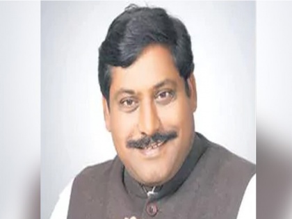 Phulpur Bypoll 2018 nagendra patel who won phoolpur loksabha seat | लोकसभा उपचुनावः जानिए कौन हैं नागेंद्र पटेल, जिन्होंने लगभग छीन ली BJP से फूलपुर की सीट! 