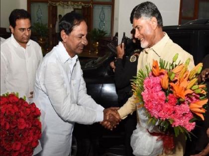 Telangana election 2018: TRS says Slams TDP Chandrababu naidu and congress alliance | तेलंगाना चुनाव: टीआरएस ने नायडू को बताया विश्वासघाती, नेता का दावा- महागठंधन हमारे लिए ही होगा 'वरदान'