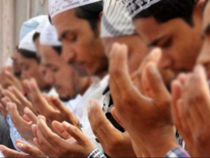 Uttar Pradesh Lucknow: Muslim Clerics shift Friday namaz timing on Holi | लखनऊ: भाईचारे की मिसाल, मुसलमानों ने होली के लिए बदला जुमे की नमाज का वक्त