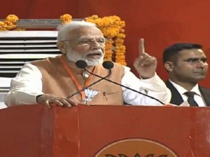 Telangana election: PM narendra modi address in telangana attacks TDP and MIM | तेलंगाना चुनाव: PM मोदी ने TDP और कांग्रेस पर साधा निशाना, कहा- देश की राजनीति बदलने का तेलंगाना के पास मौका