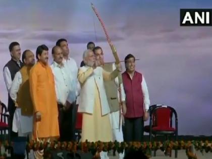 Happy Dussehra 2019 Ramlila Live updates across country PM Modi in Dwarka of Delhi for Ravan Dahan | Happy Dussehra 2019: देश भर में विजयादशमी की धूम, पीएम मोदी ने दिल्ली के द्वारका में किया रावण दहन