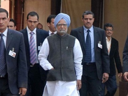 SPG withdrawn from former PM Manmohan Singh, know what is SPG protection cover? | पूर्व पीएम मनमोहन सिंह से वापस ली गई SPG, जानें क्या है एसपीजी सुरक्षा कवर?