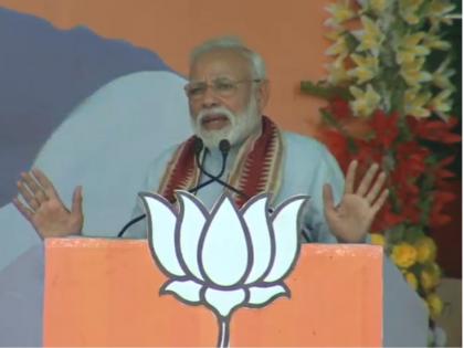 lok sabha election: narendra modi attacks on congress over poverty in odisha | ओडिशा: PM मोदी ने कांग्रेस को जमकर कोसा, कहा- इन्होंने गरीब रखने की ऐसी रची साजिश जिसका कभी नहीं धो पाएंगे पाप