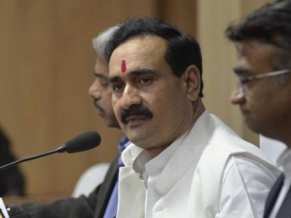 Madhya Pradesh bhopal 90 people including BJP spokesperson Corona positive Congress told CM Home Minister Mishra should be quarantined | भाजपा प्रवक्ता सहित 90 लोग कोरोना पॉजिटिव, कांग्रेस ने सीएम से कहा- गृह मंत्री मिश्रा को क्वारंटाइन किया जाए