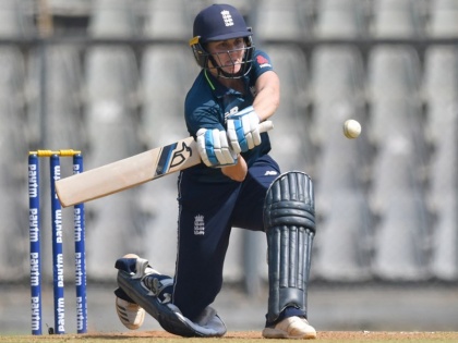Ind vs Eng, 2nd ODI: England Women Team set target 162 runs for Indian Women Team in 2nd ODI Match after Natalie Sciver half Century | Ind vs Eng, 2nd ODI: इंग्लैंड की इस बल्लेबाज ने अकेले बनाए 85 रन, भारतीय महिला टीम को मिला 162 रनों का लक्ष्य