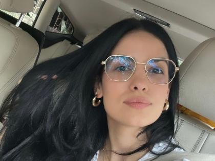 Hardik-Natasa Divorce day after the announcement of divorce Natasha Stankovic was seen smiling enjoying cycling in Serbia | Hardik-Natasa Divorce: तलाक की घोषणा के एक दिन बाद मुस्कुराती दिखीं नताशा, सर्बिया में साइकिलिंग का उठा रही लुत्फ