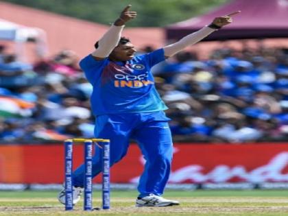 India vs West Indies: Navdeep Saini shines in his debut for india, scripts history, wins man of match | IND vs WI: नवदीप सैनी का डेब्यू मैच में कमाल, बने ये अनोखा रिकॉर्ड बनाने वाले पहले भारतीय गेंदबाज