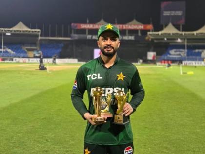 PAK vs AFG: Nawaz took 5 wickets with a hat-trick against Afghanistan, Pakistan won the triangular series | PAK vs AFG: अफगानिस्तान के खिलाफ नवाज ने हैट्रिक लेकर 5 विकेट लिए, पाकिस्तान ने त्रिकोणीय श्रृंखला जीती