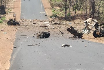 15 kg explosives recovered by naxalites found in Gadchiroli | गढ़चिरौली में नक्सलियों द्वारा रखे गए 15 किग्रा विस्फोटक बरामद