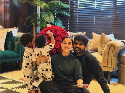 Amidst divorce rumors Nayanthara shared a perfect family photo looked happy with husband Vignesh and children | तलाक की अफवाहों के बीच नयनतारा ने परफेक्ट फैमिली फोटो की शेयर, पति विग्नेश और बच्चों के साथ दिखीं खुश