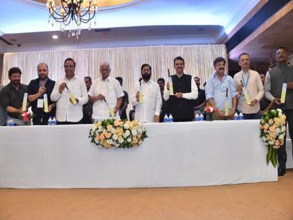 ncp head Sharad Pawar shared stage with Shinde-Fadnavis dinner Maharashtra CM said some people can't sleep | शरद पवार ने शिंदे-फड़नवीस संग मंच साझा कर किया डिनर, मुलाकात को लेकर महाराष्ट्र सीएम ने कहा- उड़ सकती है कुछ लोगों की नींद