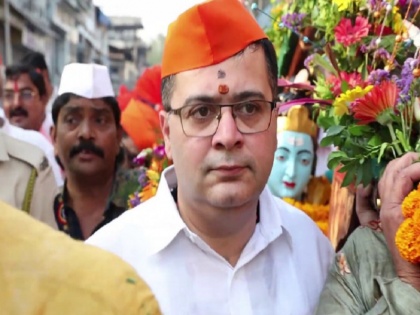 NCP leader Anand Paranjpe tests positive for Covid-19 | महाराष्ट्र: NCP के इस नेता को भी हुआ कोरोना वायरस, मंत्री जितेंद्र अव्हाड़ के आवास पर था आना-जाना
