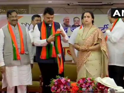 Former NCP leaders Shivendra Raje Bhosale, Sandeep Naik & Chitra Wagh join bjp | एनसीपी से इस्तीफा देने वाले तीन नेता बीजेपी में हुये शामिल, देवेंद्र फड़नवीस ने पार्टी में किया स्वागत Former NCP leaders Shivendra Raje Bhosale, Sandeep Naik & Chitra Wagh join bjp | एनसीपी से इस्तीफा देने वाले तीन नेता बीजेपी में हुये शामिल, देवेंद्र फड़नवीस ने पार्टी में किया स्वागत